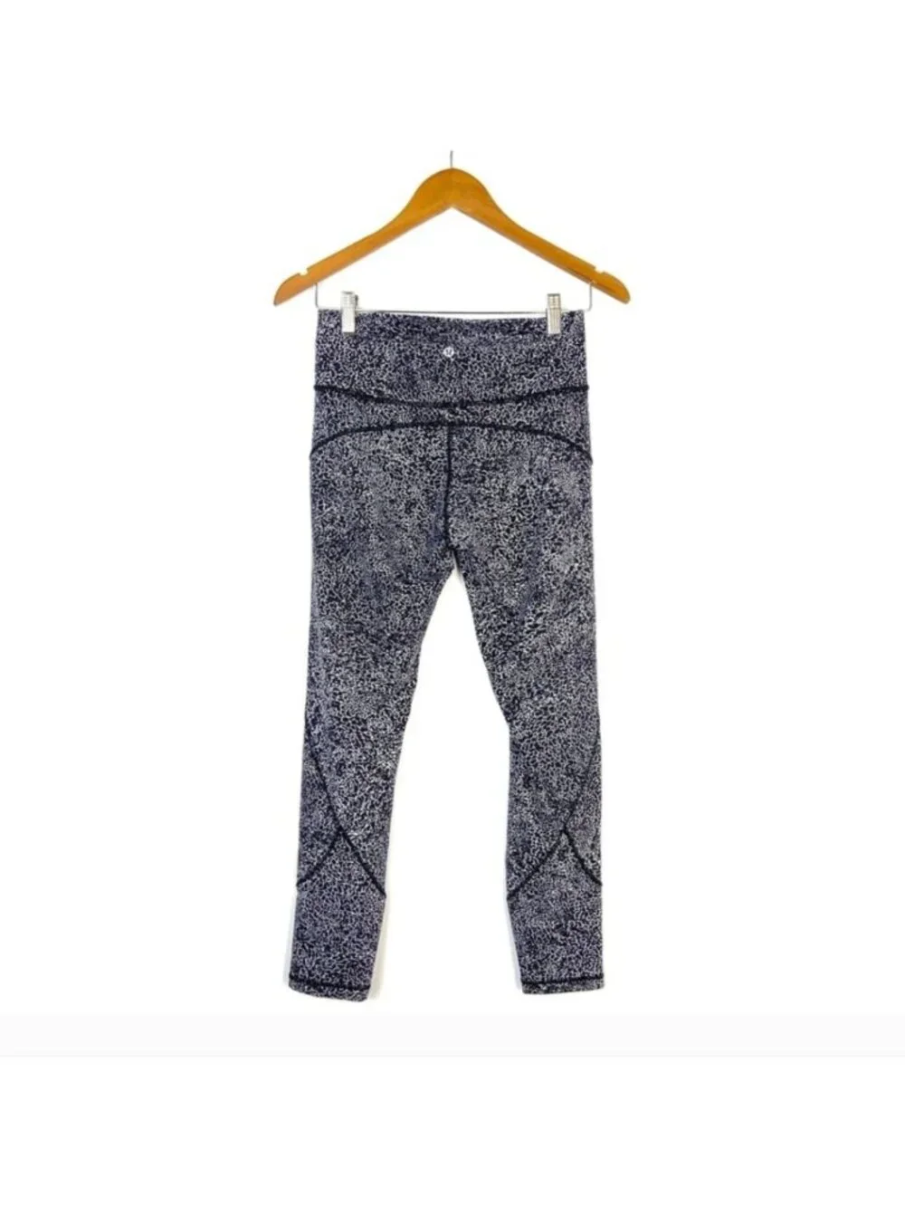 Lululemon In Movement Tight 25